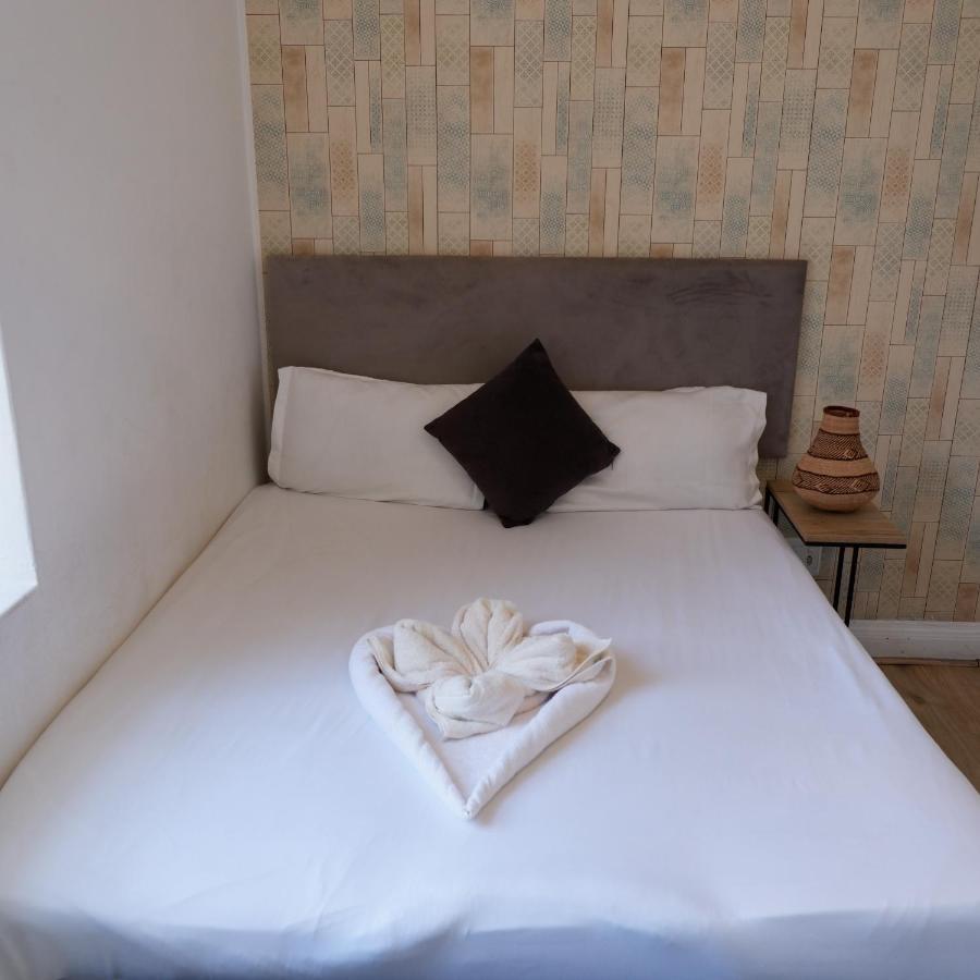 The Club Hotel 2*