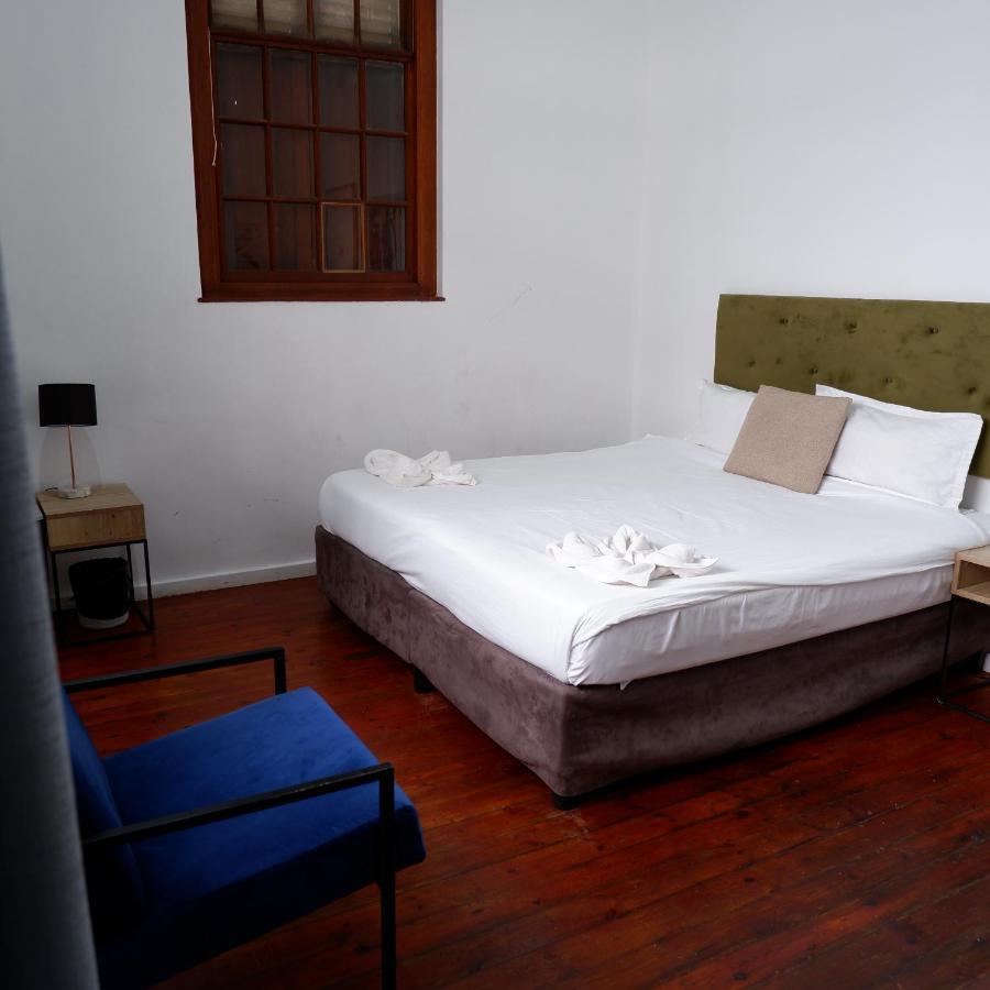 The Club Hotel 2*