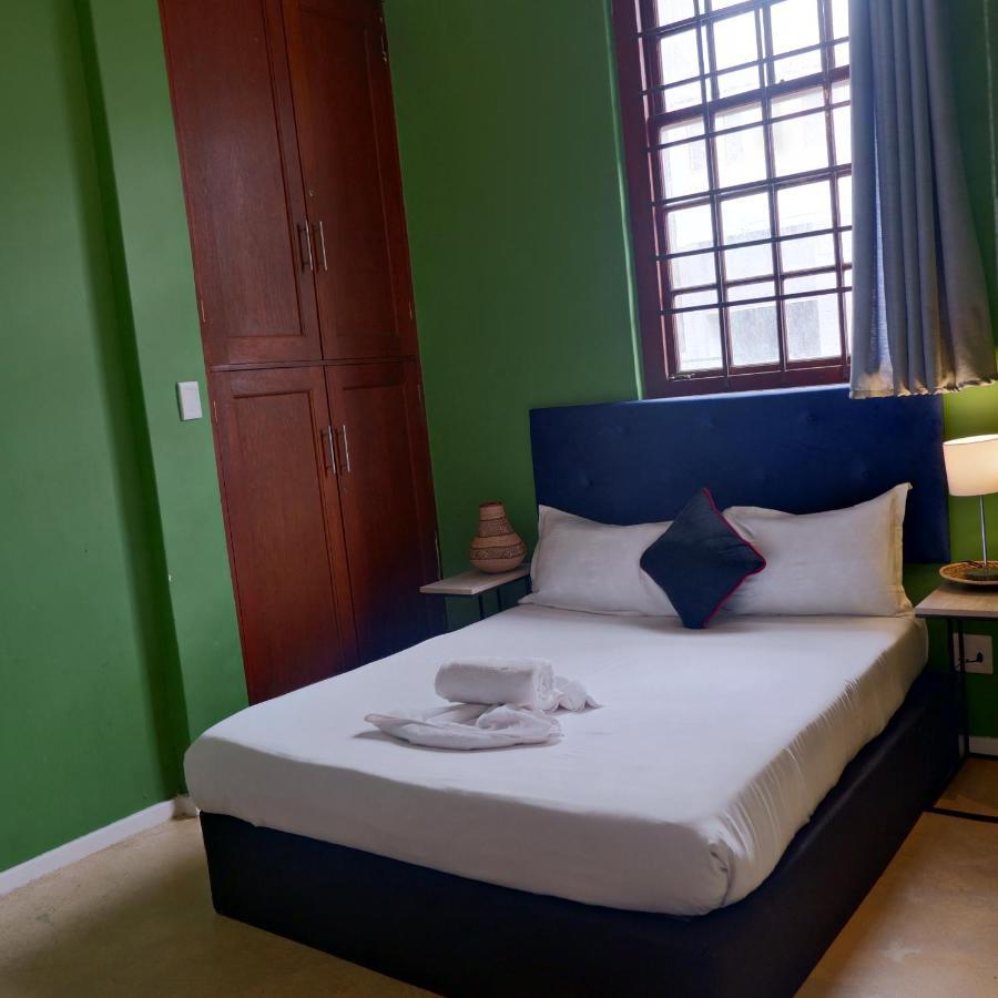Hotel The Club 2*